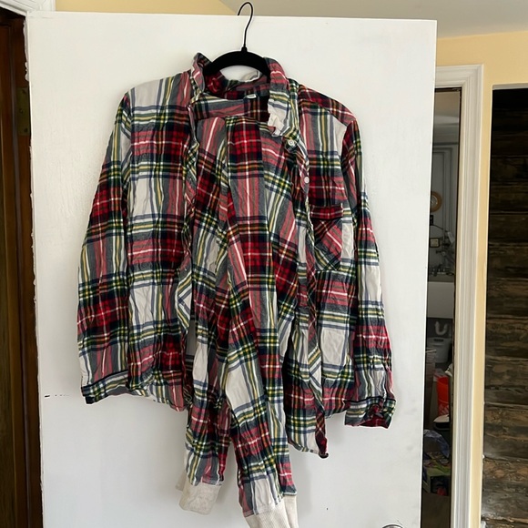 Aerie Holiday Matching Pajama Set - Picture 1 of 6